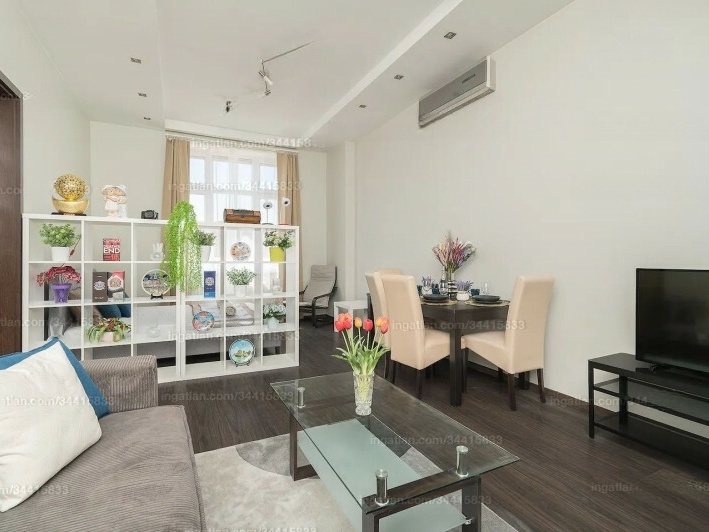 Airbnb à plat en bon état sur 86 m2 dans le 6e!